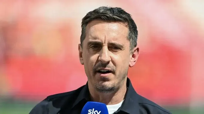 Neville criticizes Manchester United duo and warns of Atletico Madrid nightmare.