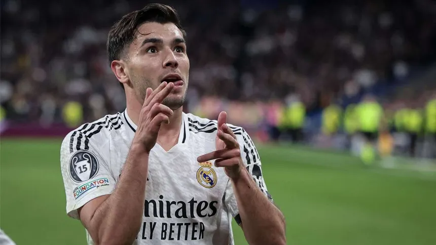 An intriguing puzzle: Díaz battles through pain to salvage his season with Real Madrid