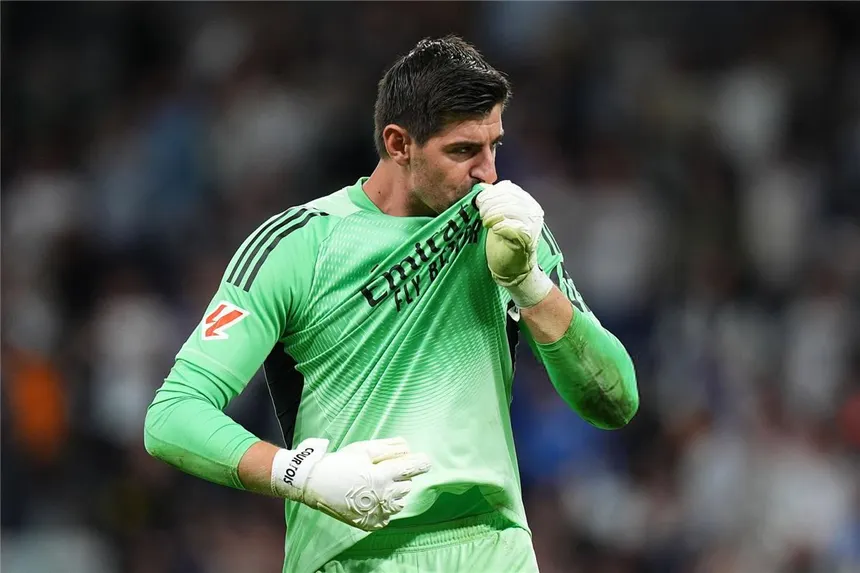 Will he return?.. Courtois defies Real Madrid’s official statement ahead of El Clásico