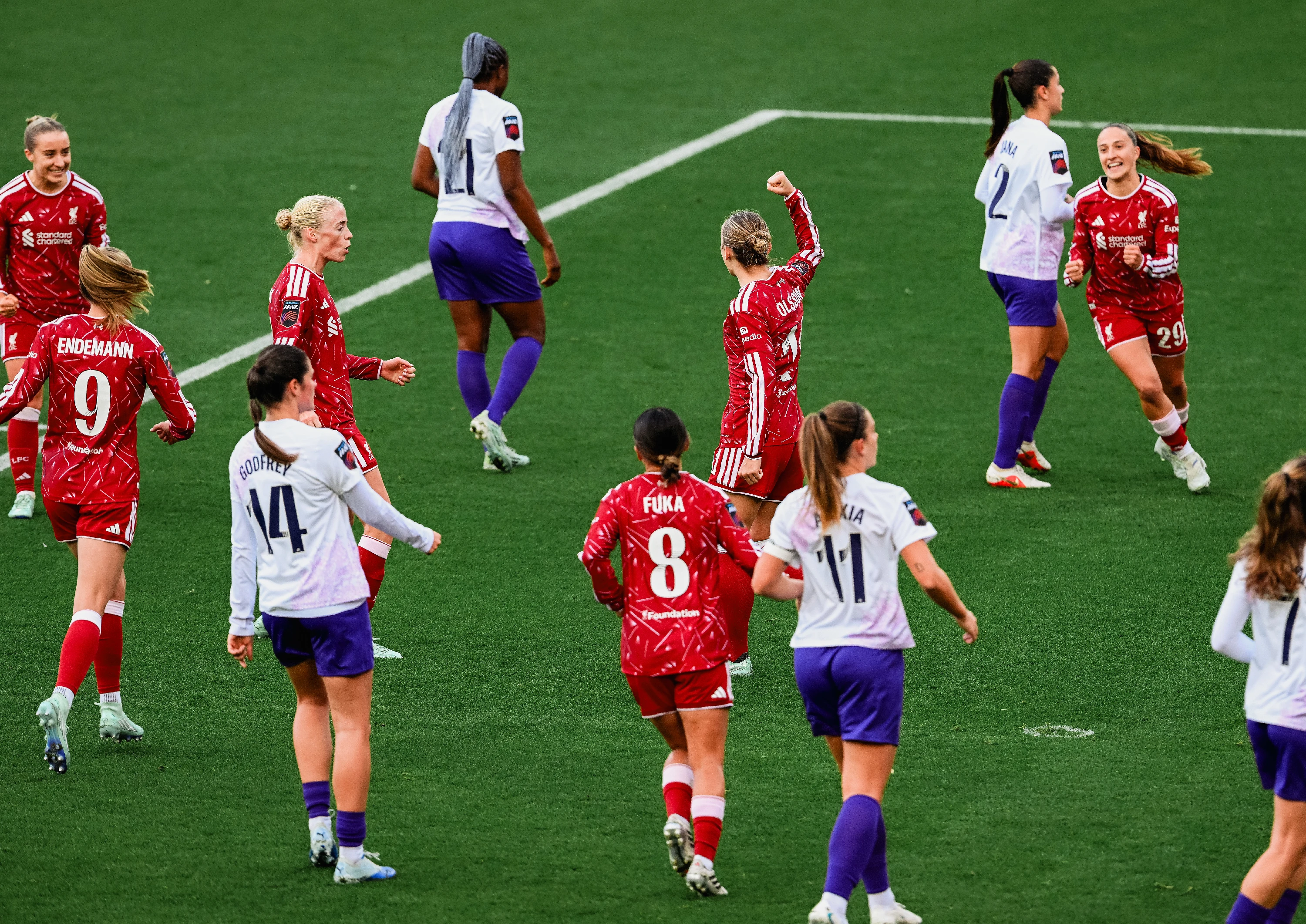 Late Own Goal Earns Liverpool Lionesses Draw