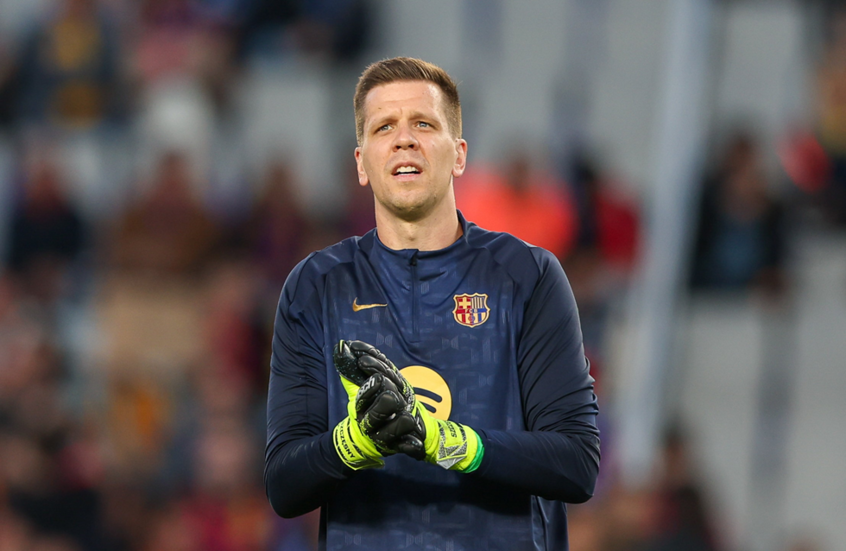 Barcelona Decides on Goalkeeper Szczesny's Future