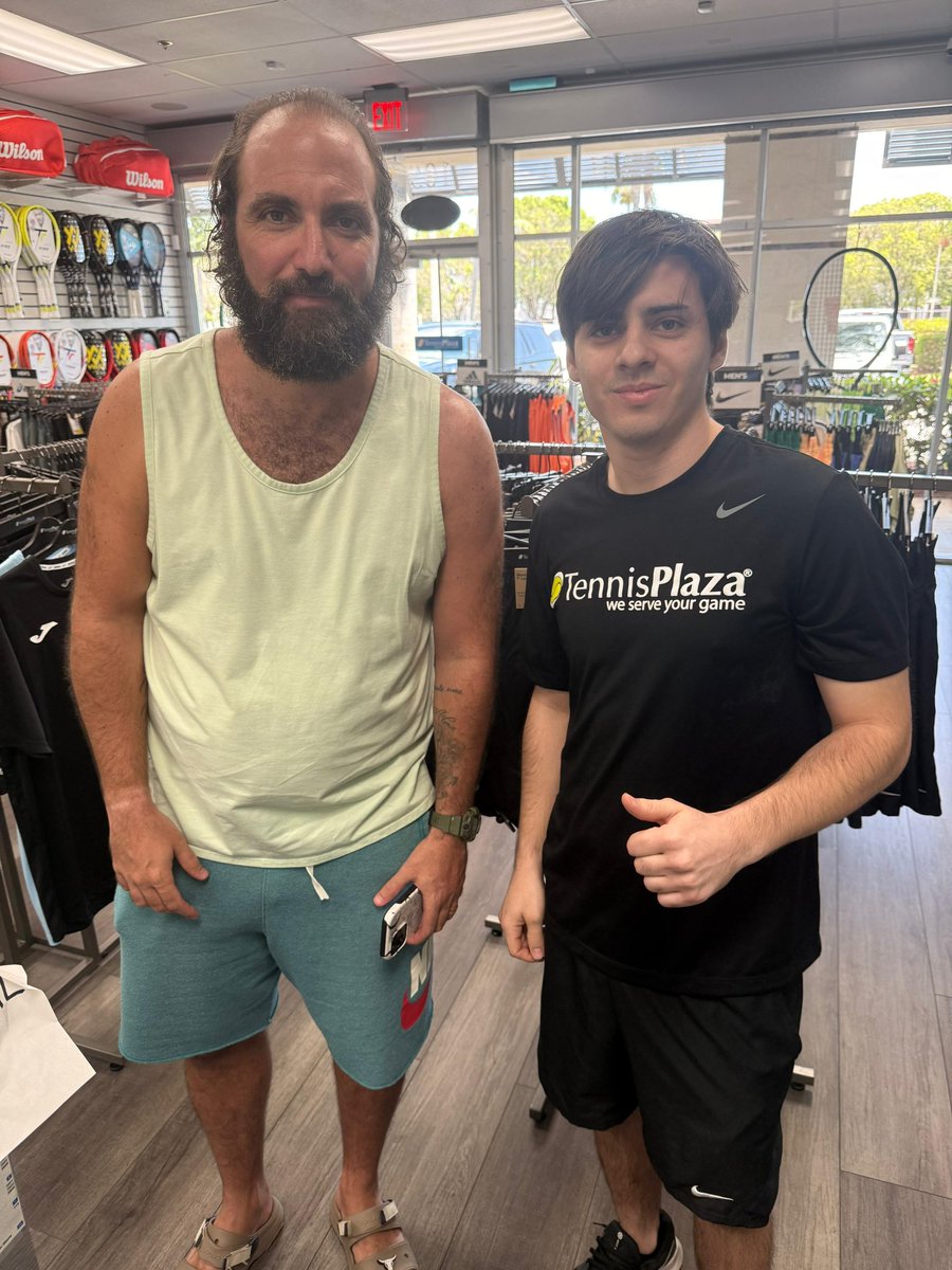 What happened to Higuain? New photo shocks social media!