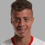 18 - Lucas Fernandes